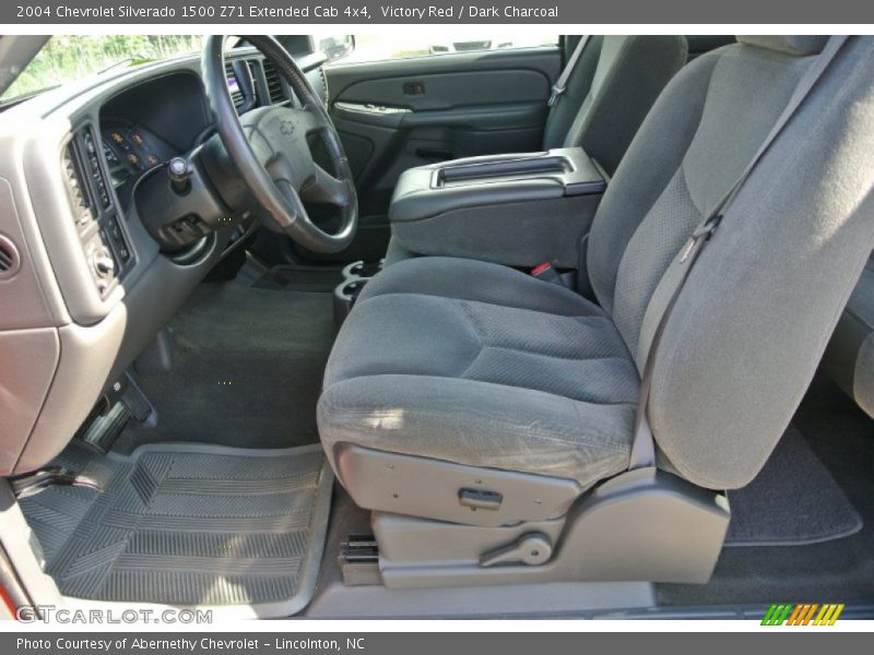 Victory Red / Dark Charcoal 2004 Chevrolet Silverado 1500 Z71 Extended Cab 4x4