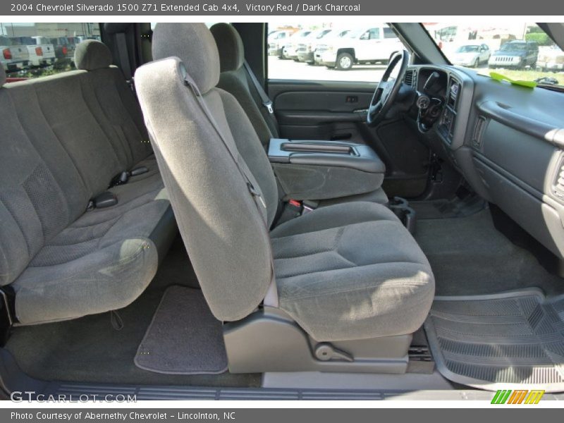 Victory Red / Dark Charcoal 2004 Chevrolet Silverado 1500 Z71 Extended Cab 4x4