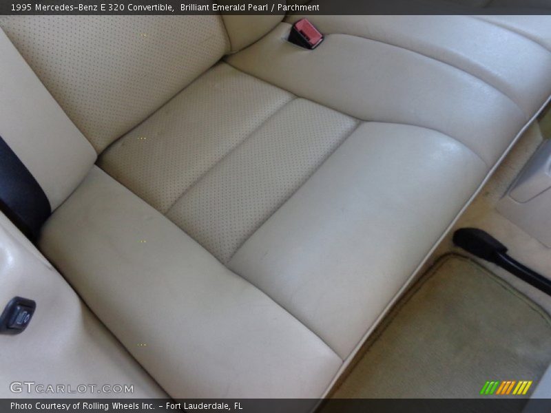 Brilliant Emerald Pearl / Parchment 1995 Mercedes-Benz E 320 Convertible
