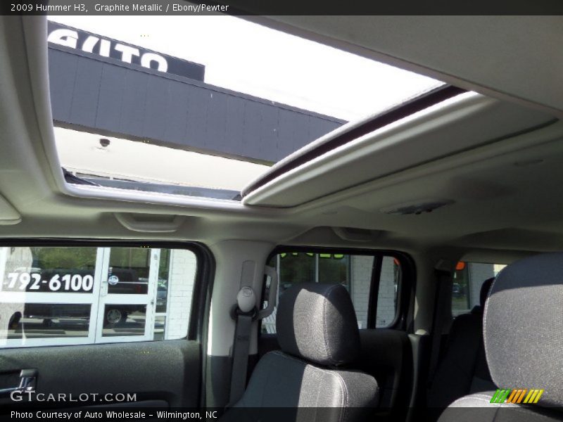Graphite Metallic / Ebony/Pewter 2009 Hummer H3