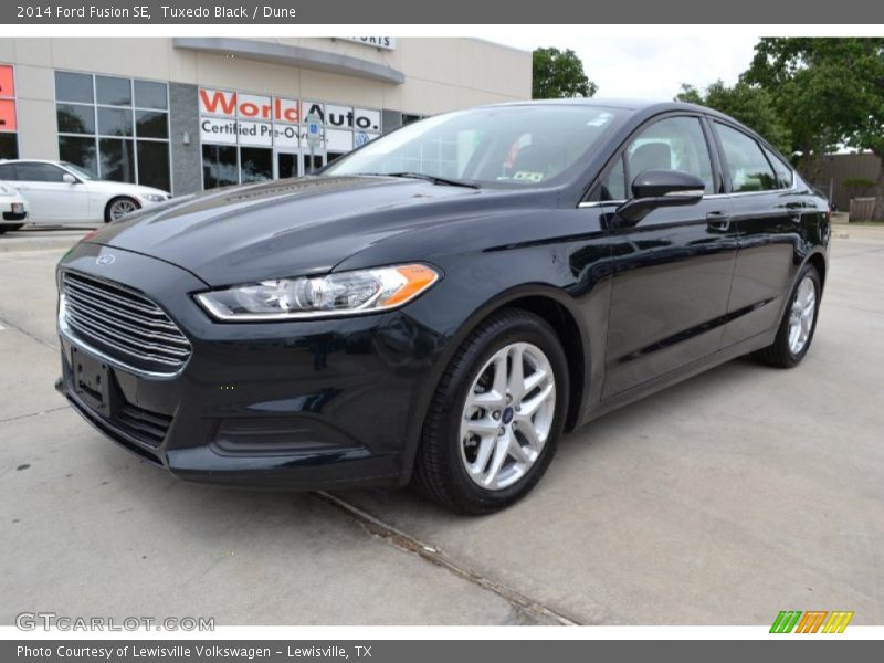 Tuxedo Black / Dune 2014 Ford Fusion SE