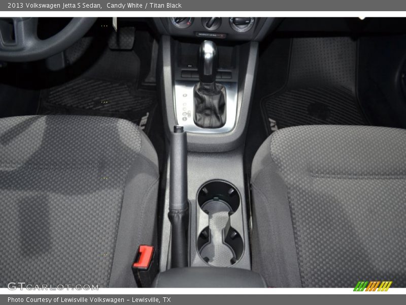 Candy White / Titan Black 2013 Volkswagen Jetta S Sedan