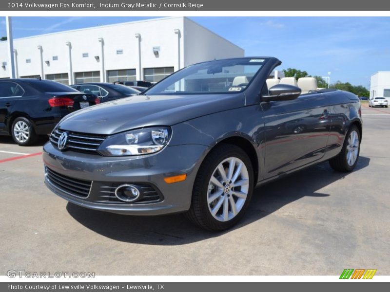 Front 3/4 View of 2014 Eos Komfort