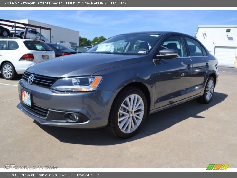 Front 3/4 View of 2014 Jetta SEL Sedan