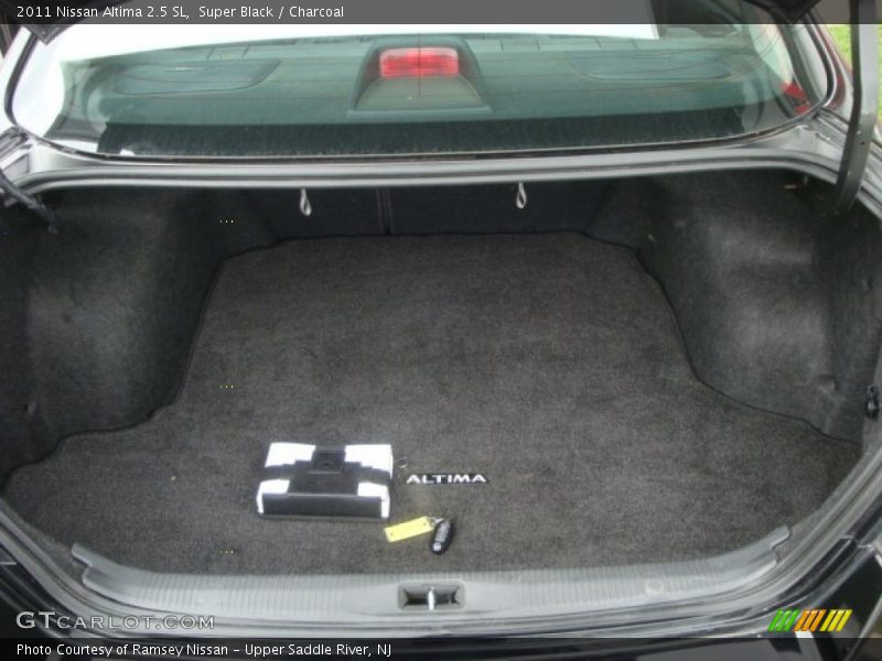 Super Black / Charcoal 2011 Nissan Altima 2.5 SL