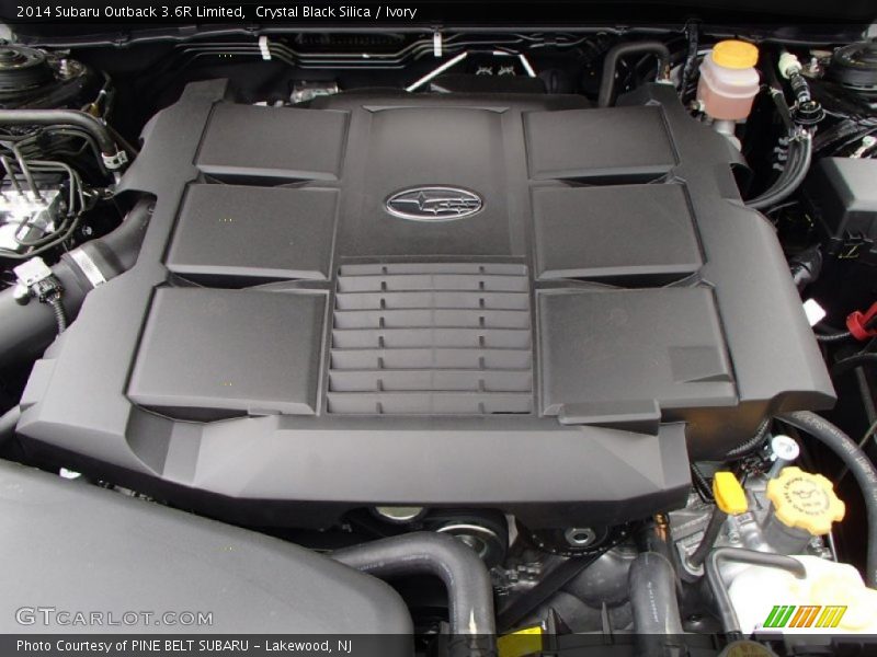 Crystal Black Silica / Ivory 2014 Subaru Outback 3.6R Limited