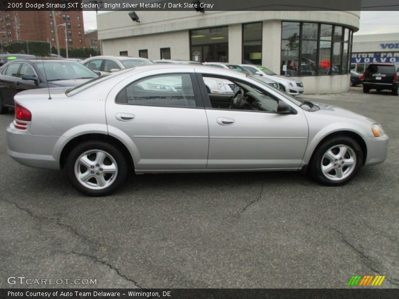 Bright Silver Metallic / Dark Slate Gray 2005 Dodge Stratus SXT Sedan