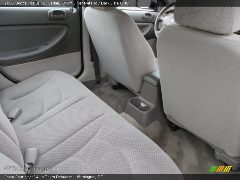 Bright Silver Metallic / Dark Slate Gray 2005 Dodge Stratus SXT Sedan
