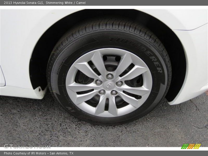 Shimmering White / Camel 2013 Hyundai Sonata GLS