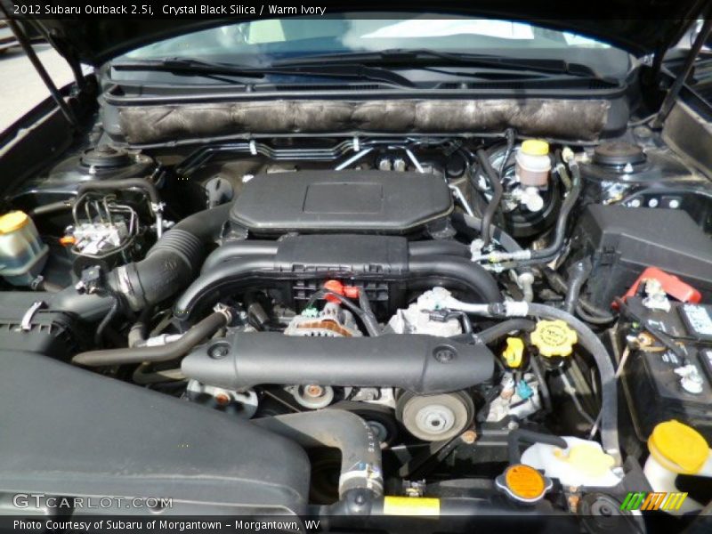 Crystal Black Silica / Warm Ivory 2012 Subaru Outback 2.5i