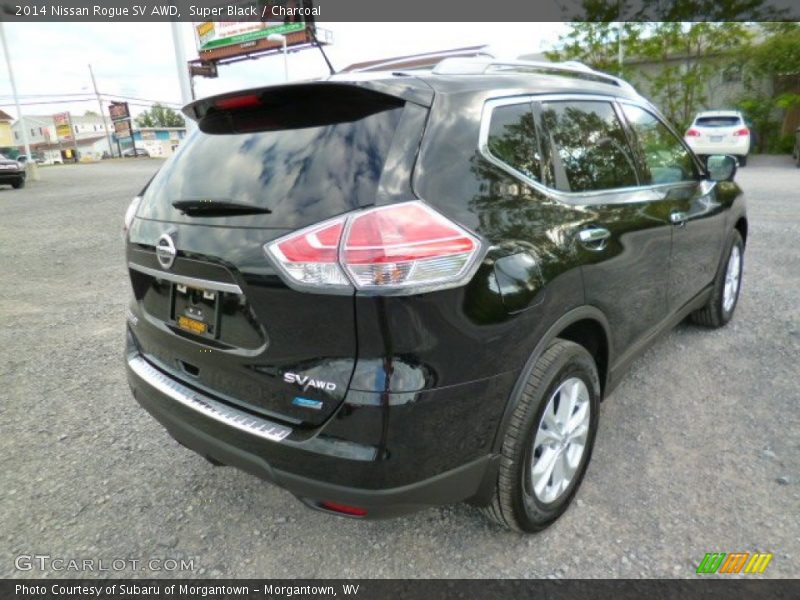 Super Black / Charcoal 2014 Nissan Rogue SV AWD