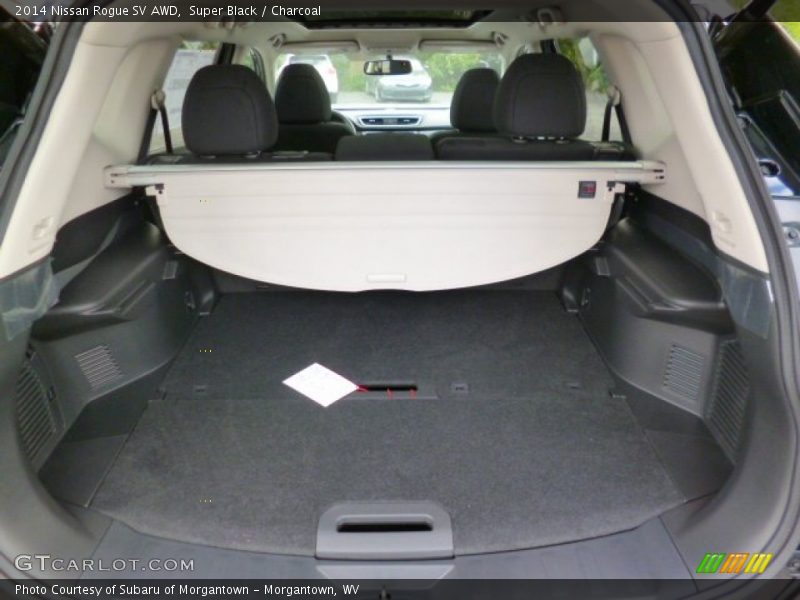 Super Black / Charcoal 2014 Nissan Rogue SV AWD