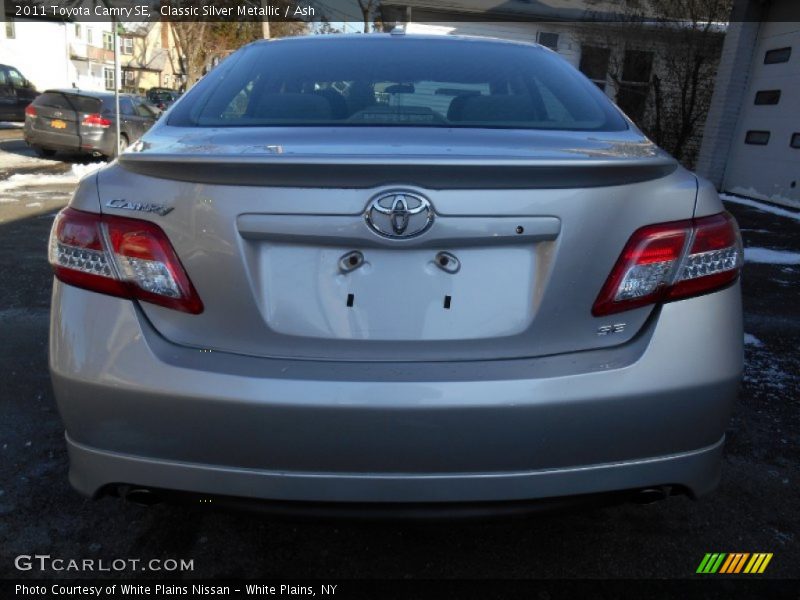Classic Silver Metallic / Ash 2011 Toyota Camry SE
