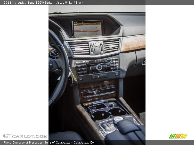 Arctic White / Black 2011 Mercedes-Benz E 350 Sedan