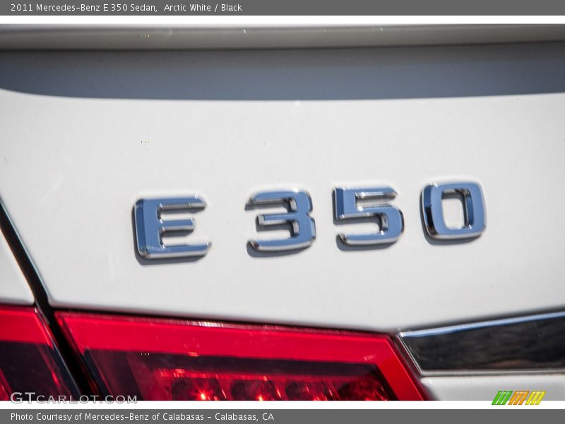 Arctic White / Black 2011 Mercedes-Benz E 350 Sedan