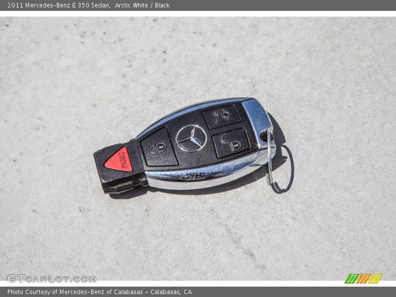 Arctic White / Black 2011 Mercedes-Benz E 350 Sedan