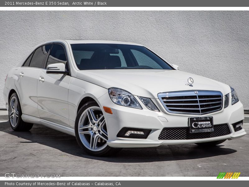 Arctic White / Black 2011 Mercedes-Benz E 350 Sedan
