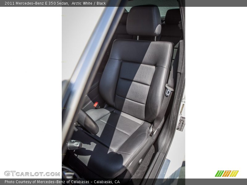 Arctic White / Black 2011 Mercedes-Benz E 350 Sedan