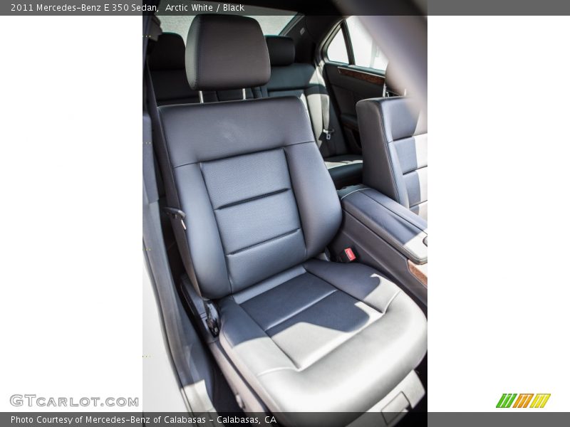 Arctic White / Black 2011 Mercedes-Benz E 350 Sedan