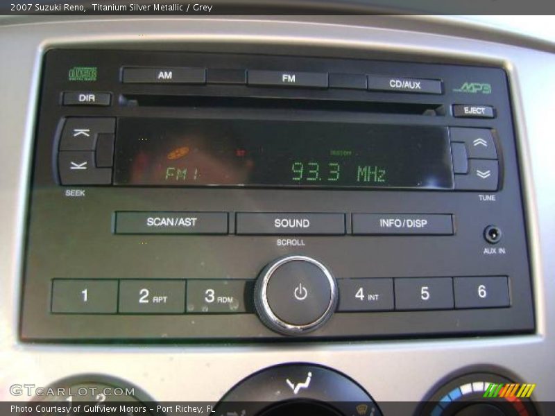 Titanium Silver Metallic / Grey 2007 Suzuki Reno