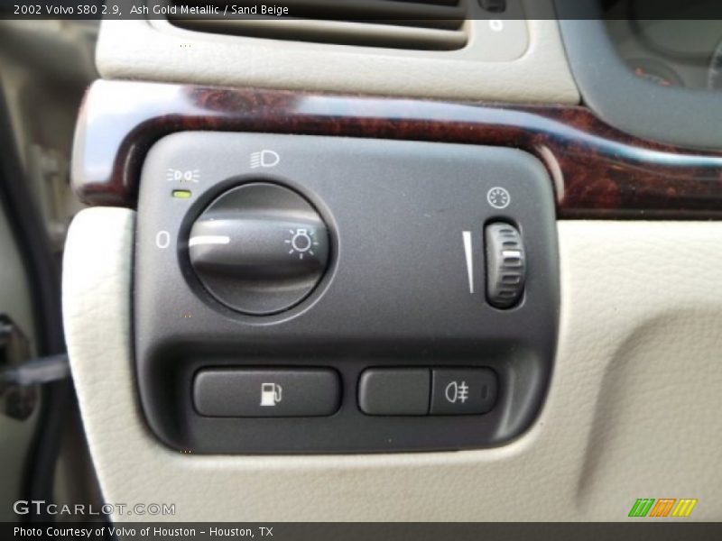 Ash Gold Metallic / Sand Beige 2002 Volvo S80 2.9