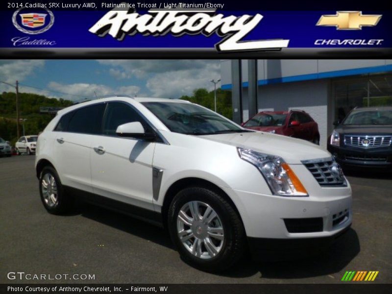 Platinum Ice Tricoat / Light Titanium/Ebony 2014 Cadillac SRX Luxury AWD
