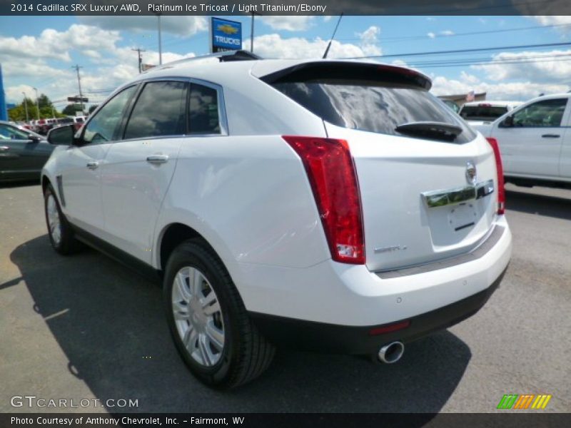 Platinum Ice Tricoat / Light Titanium/Ebony 2014 Cadillac SRX Luxury AWD