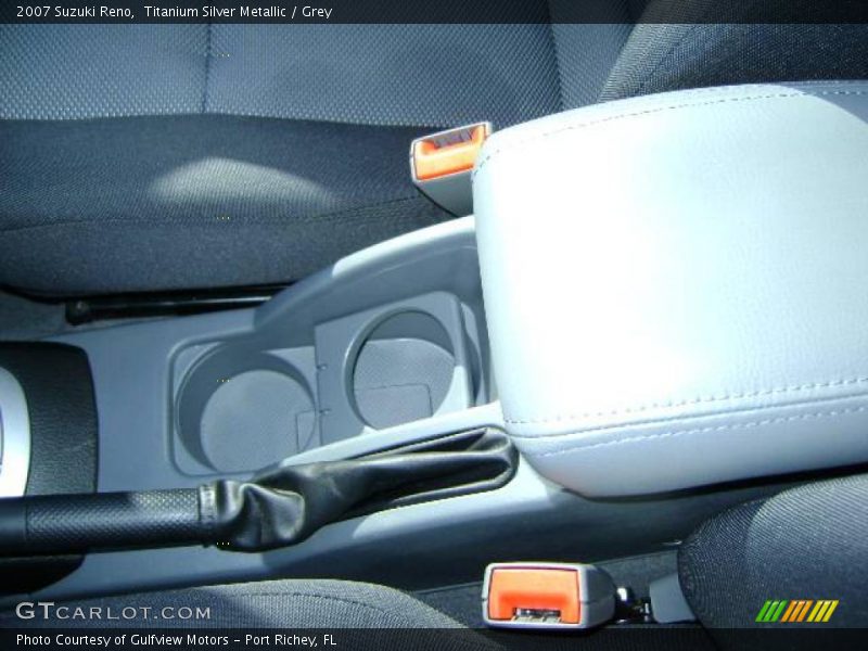 Titanium Silver Metallic / Grey 2007 Suzuki Reno