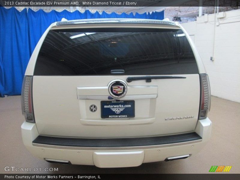 White Diamond Tricoat / Ebony 2013 Cadillac Escalade ESV Premium AWD