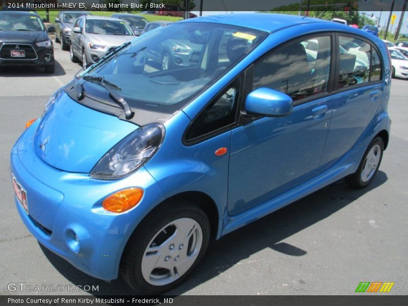 Front 3/4 View of 2014 i-MiEV ES