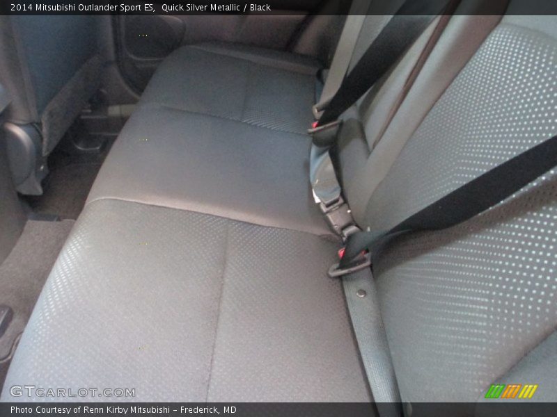 Quick Silver Metallic / Black 2014 Mitsubishi Outlander Sport ES