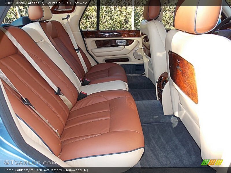 Fountain Blue / Cotswold 2005 Bentley Arnage R