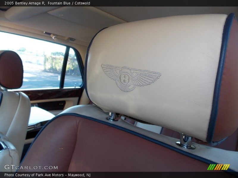 Fountain Blue / Cotswold 2005 Bentley Arnage R