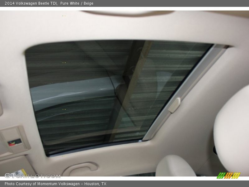 Pure White / Beige 2014 Volkswagen Beetle TDI