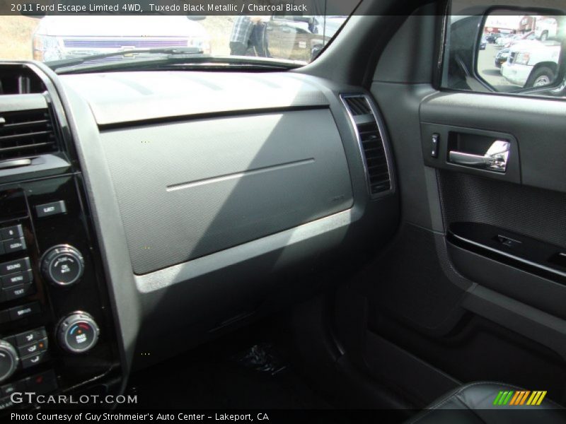 Tuxedo Black Metallic / Charcoal Black 2011 Ford Escape Limited 4WD