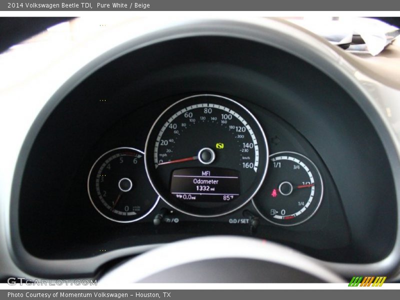 Pure White / Beige 2014 Volkswagen Beetle TDI