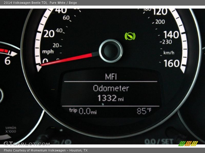 Pure White / Beige 2014 Volkswagen Beetle TDI