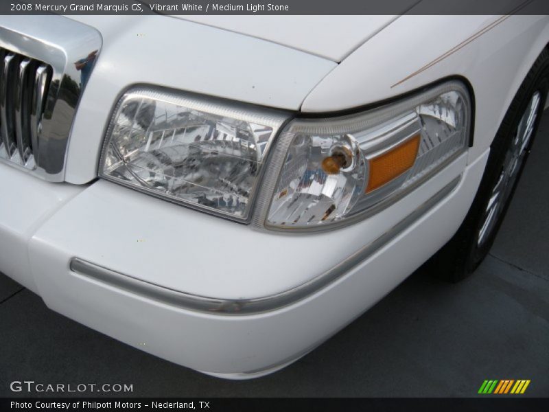 Vibrant White / Medium Light Stone 2008 Mercury Grand Marquis GS