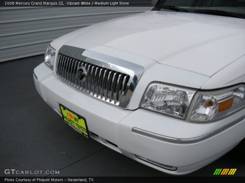 Vibrant White / Medium Light Stone 2008 Mercury Grand Marquis GS