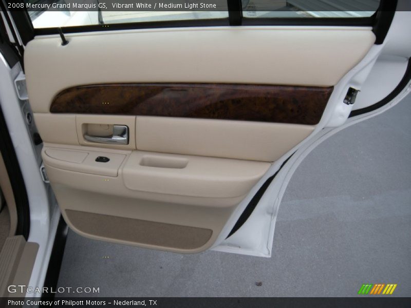 Vibrant White / Medium Light Stone 2008 Mercury Grand Marquis GS