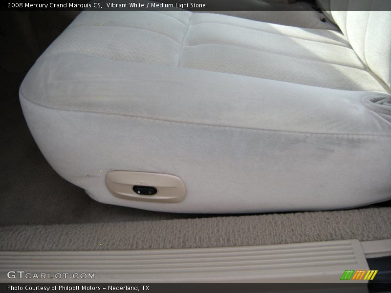 Vibrant White / Medium Light Stone 2008 Mercury Grand Marquis GS