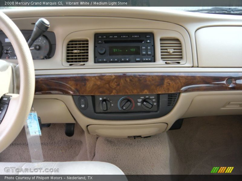 Vibrant White / Medium Light Stone 2008 Mercury Grand Marquis GS