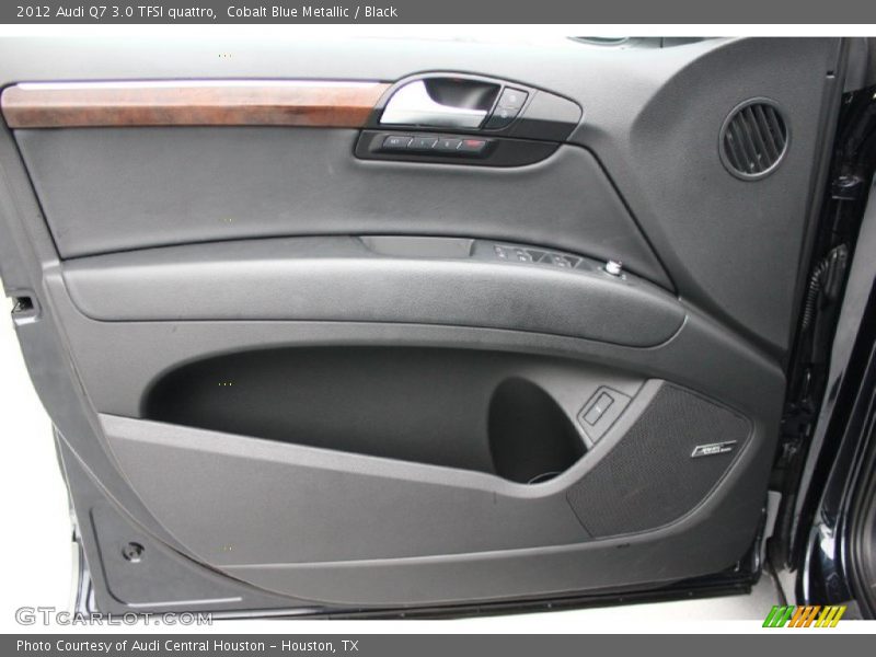 Door Panel of 2012 Q7 3.0 TFSI quattro
