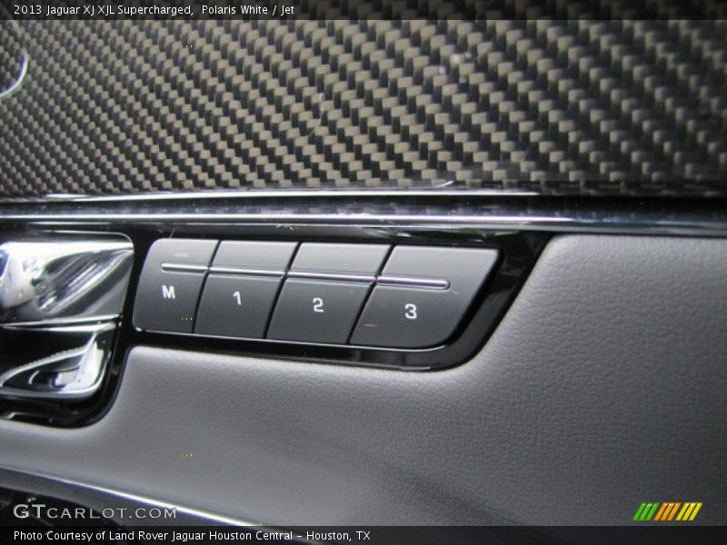 Polaris White / Jet 2013 Jaguar XJ XJL Supercharged