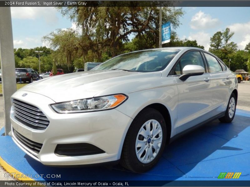 Ingot Silver / Earth Gray 2014 Ford Fusion S