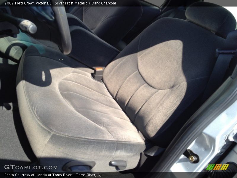 Silver Frost Metallic / Dark Charcoal 2002 Ford Crown Victoria S