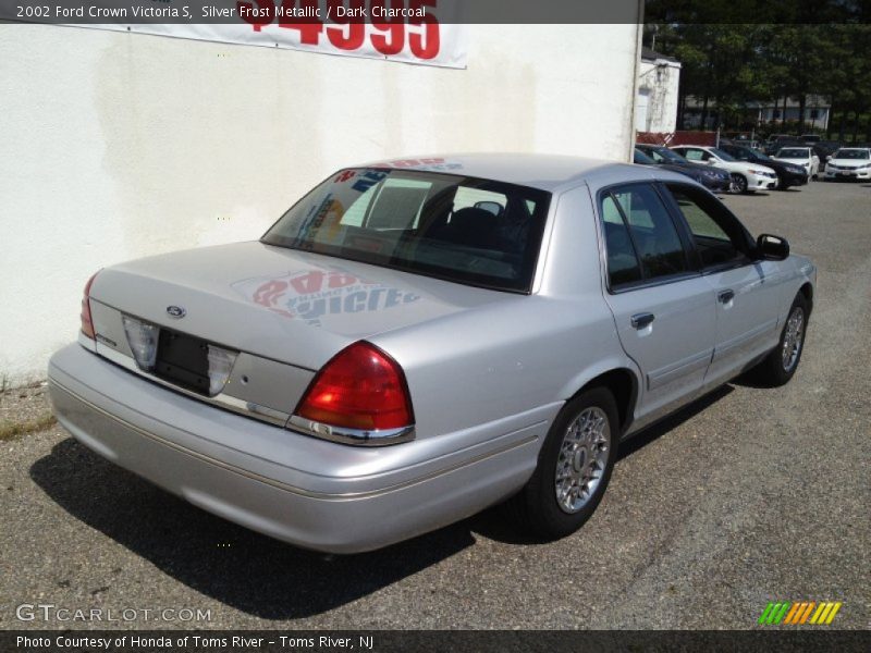 Silver Frost Metallic / Dark Charcoal 2002 Ford Crown Victoria S