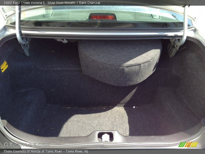  2002 Crown Victoria S Trunk