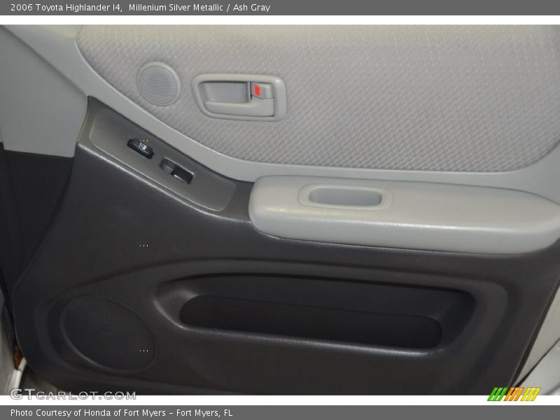 Millenium Silver Metallic / Ash Gray 2006 Toyota Highlander I4
