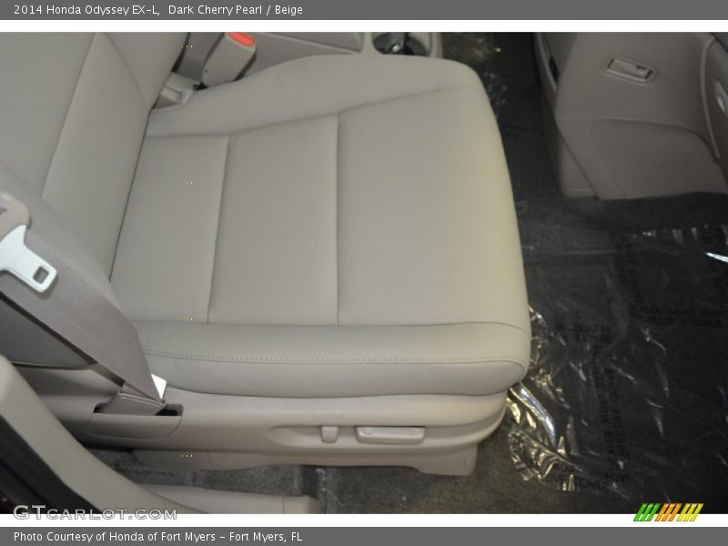 Dark Cherry Pearl / Beige 2014 Honda Odyssey EX-L